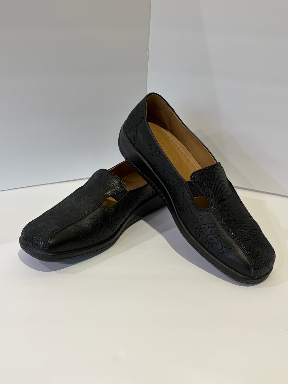 Hotter Calypso Comfort Concept Leather Flats 10 NWOT